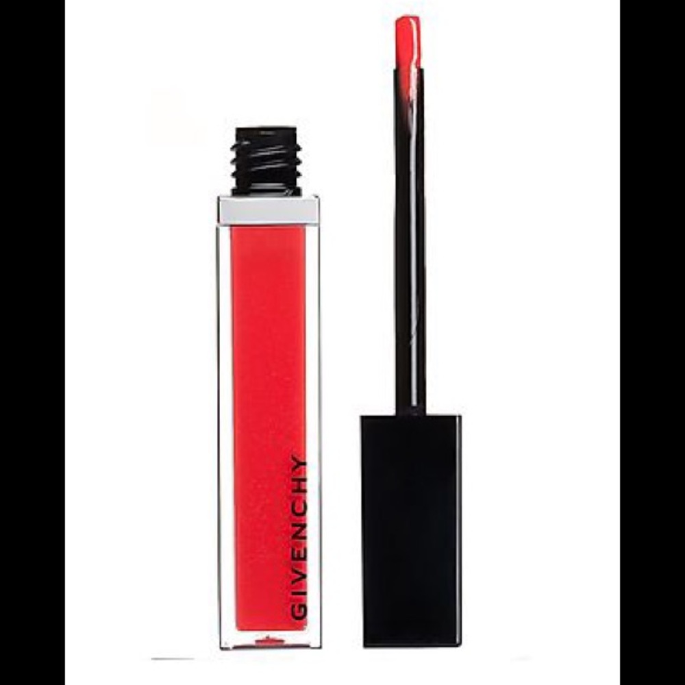 Givenchy Gloss Interdit Ultra Shiny Color Plumping